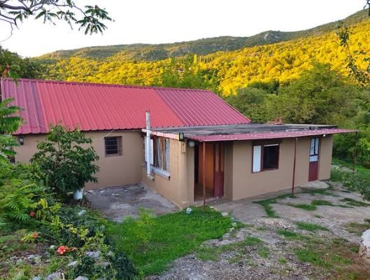 Продаж - Будинок Danilovgrad, Slatina