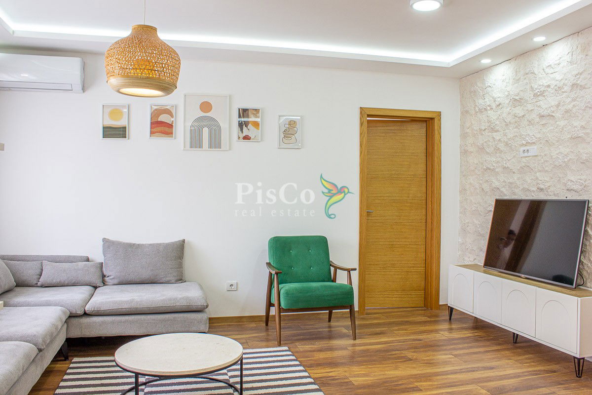 Продажа - Квартира Podgorica, Lepa Kata