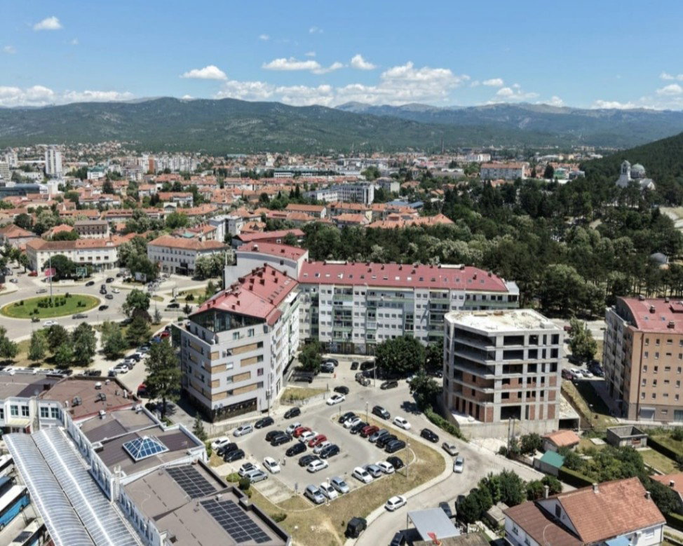 Продажа - Квартира Nikšić, Autobuska stanica