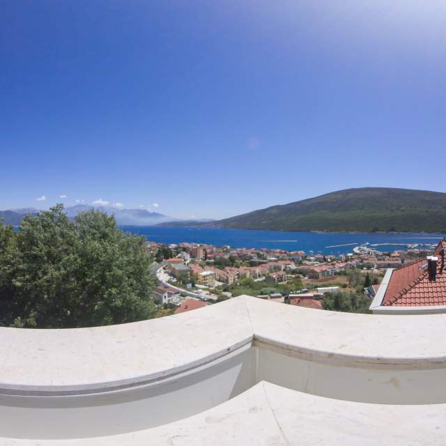 Prodaja - Stan Herceg Novi, Đenovići