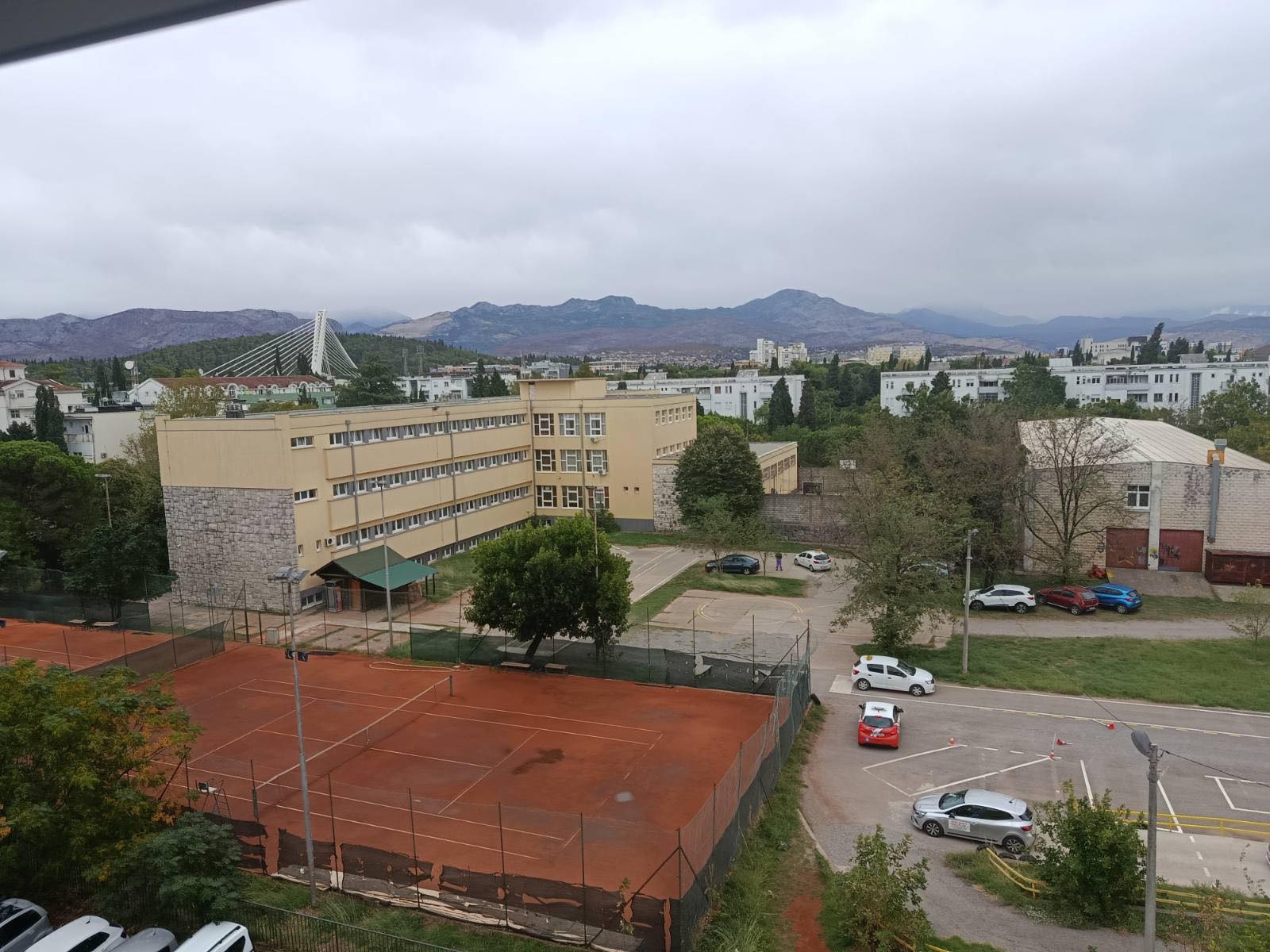02b81292-bd27-4856-a645-738435aebc51.jpg