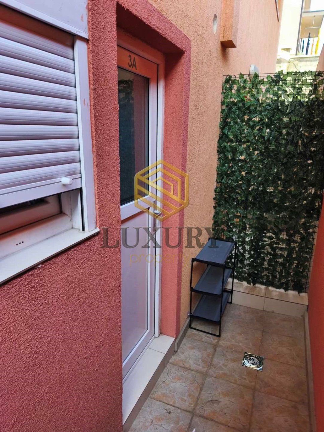 Izdavanje - Stan Podgorica, Blok 9