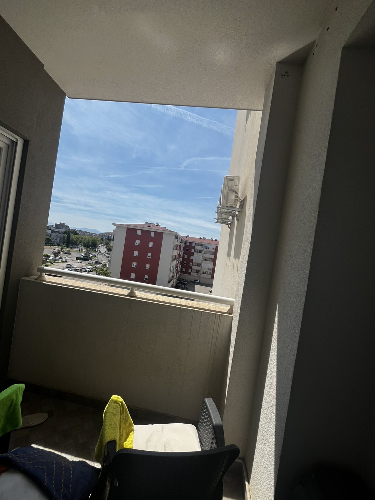 0325aae5-7adb-47a0-90a4-9fcbea20c974.jpg