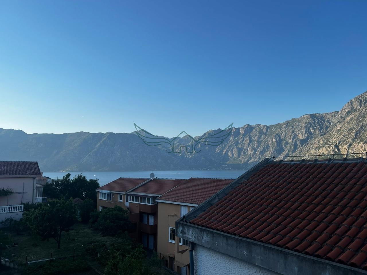 Продаж - Квартира Kotor, Prčanj