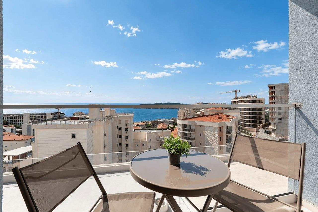 Sale - Apartment Budva, Bečići