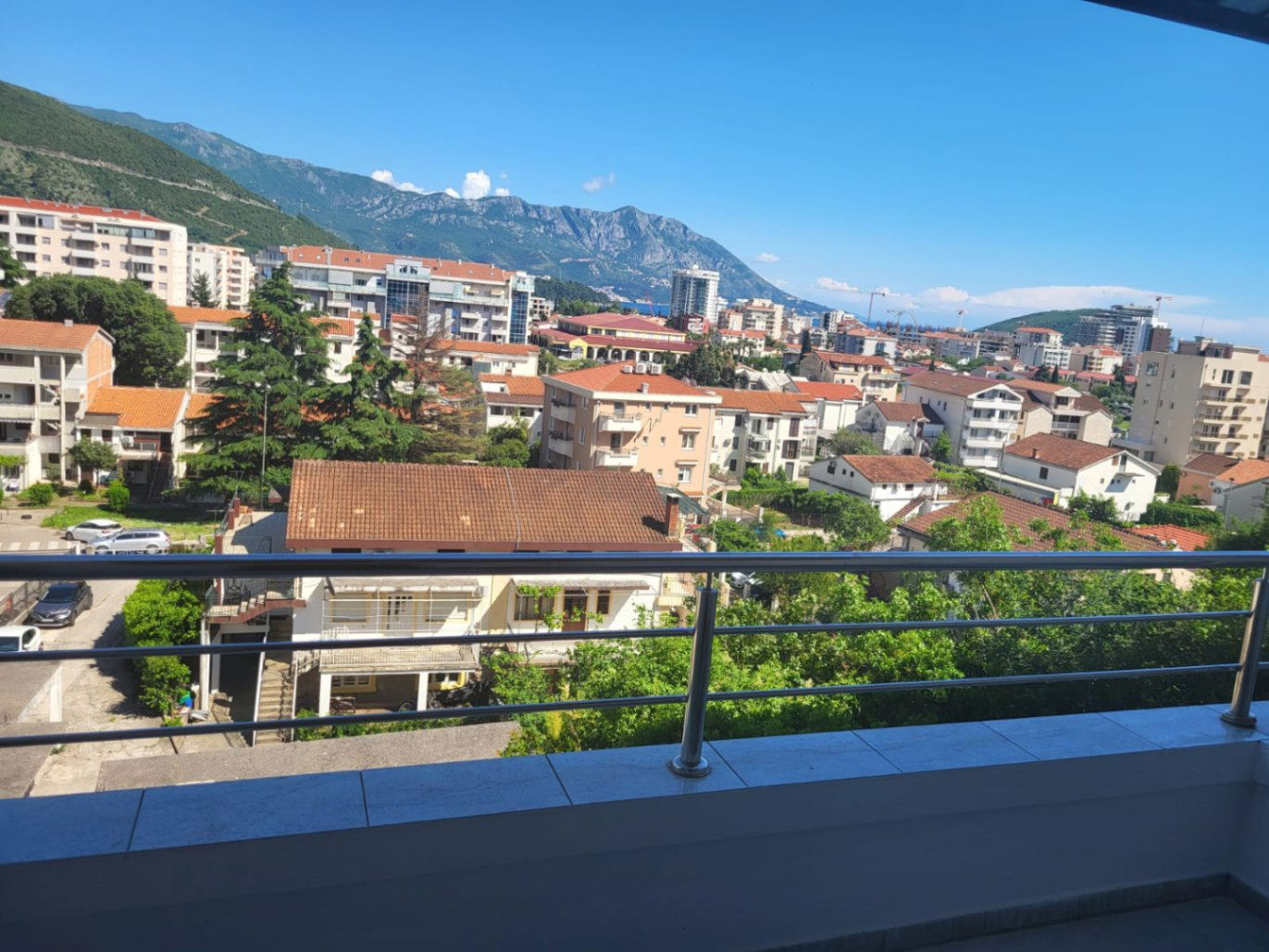 Izdavanje - Stan Budva, Golubovina