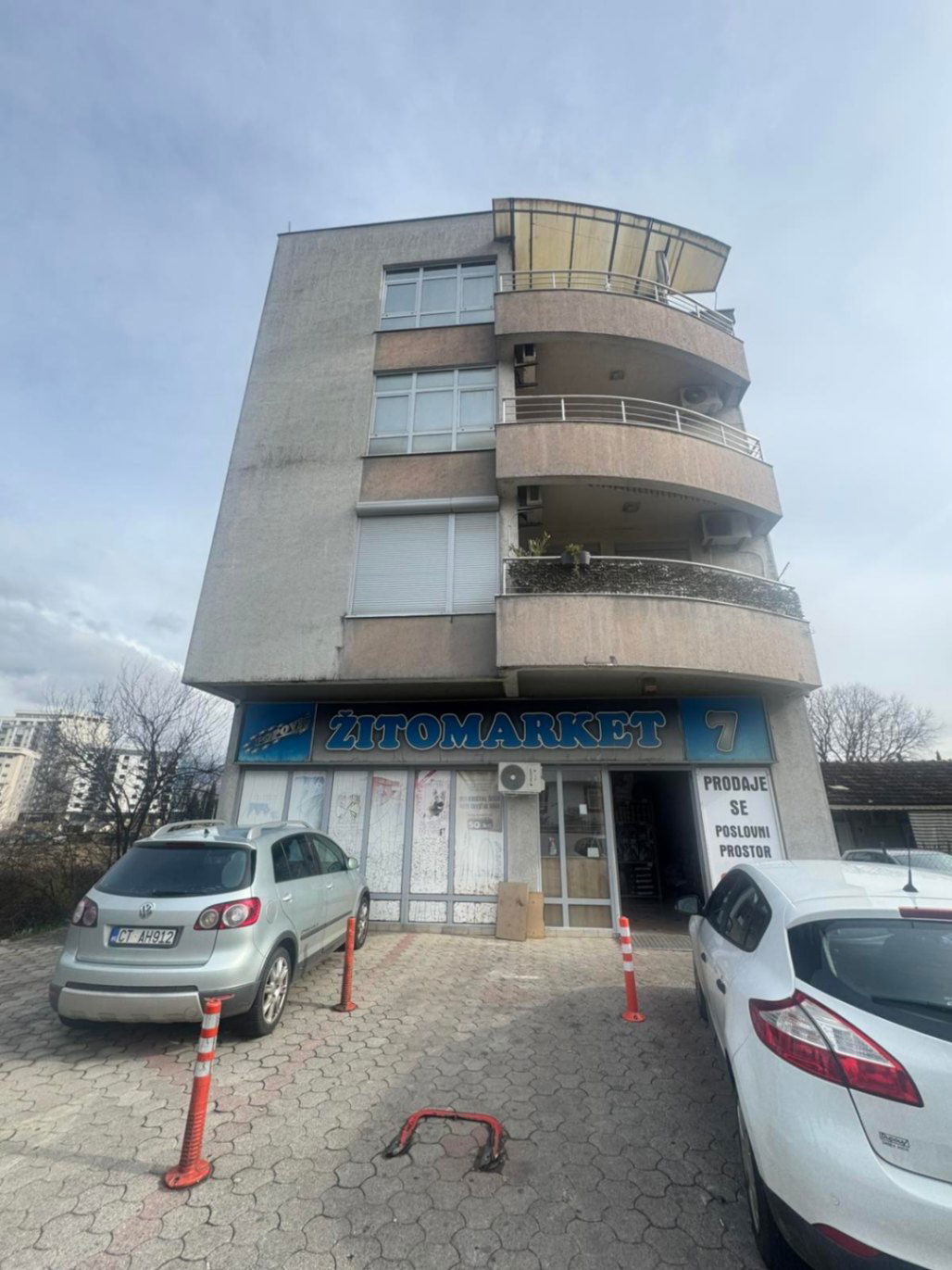 Prodaja - Poslovni prostor Podgorica, Vezirov Most