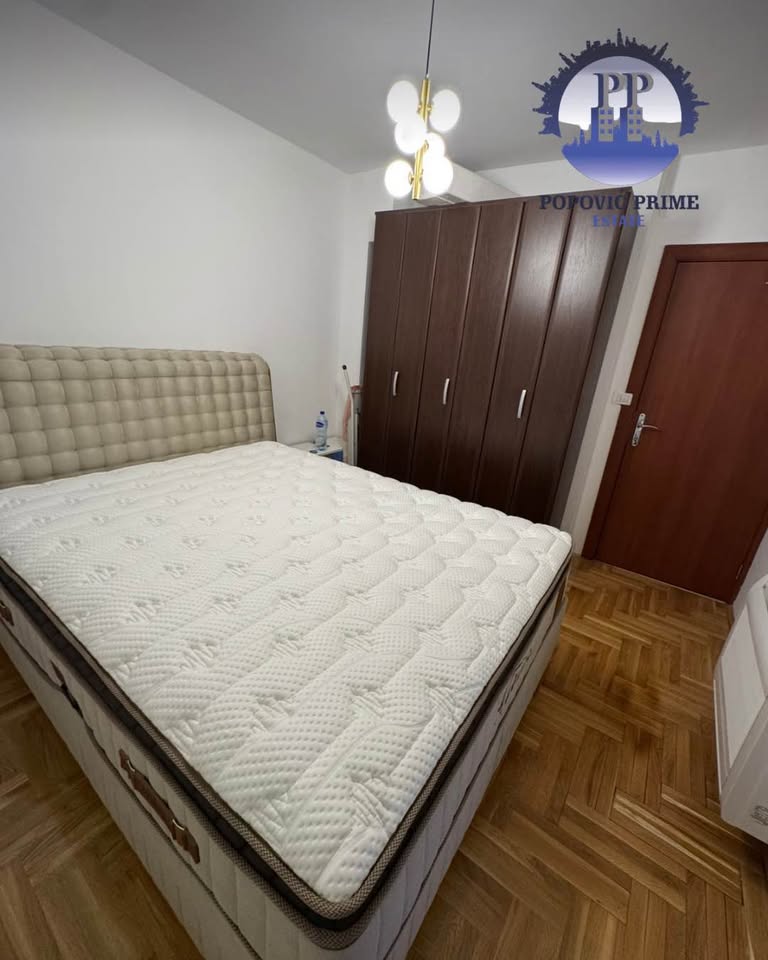 04bd3648-f4d5-4945-a927-03877204d5ae.jpg