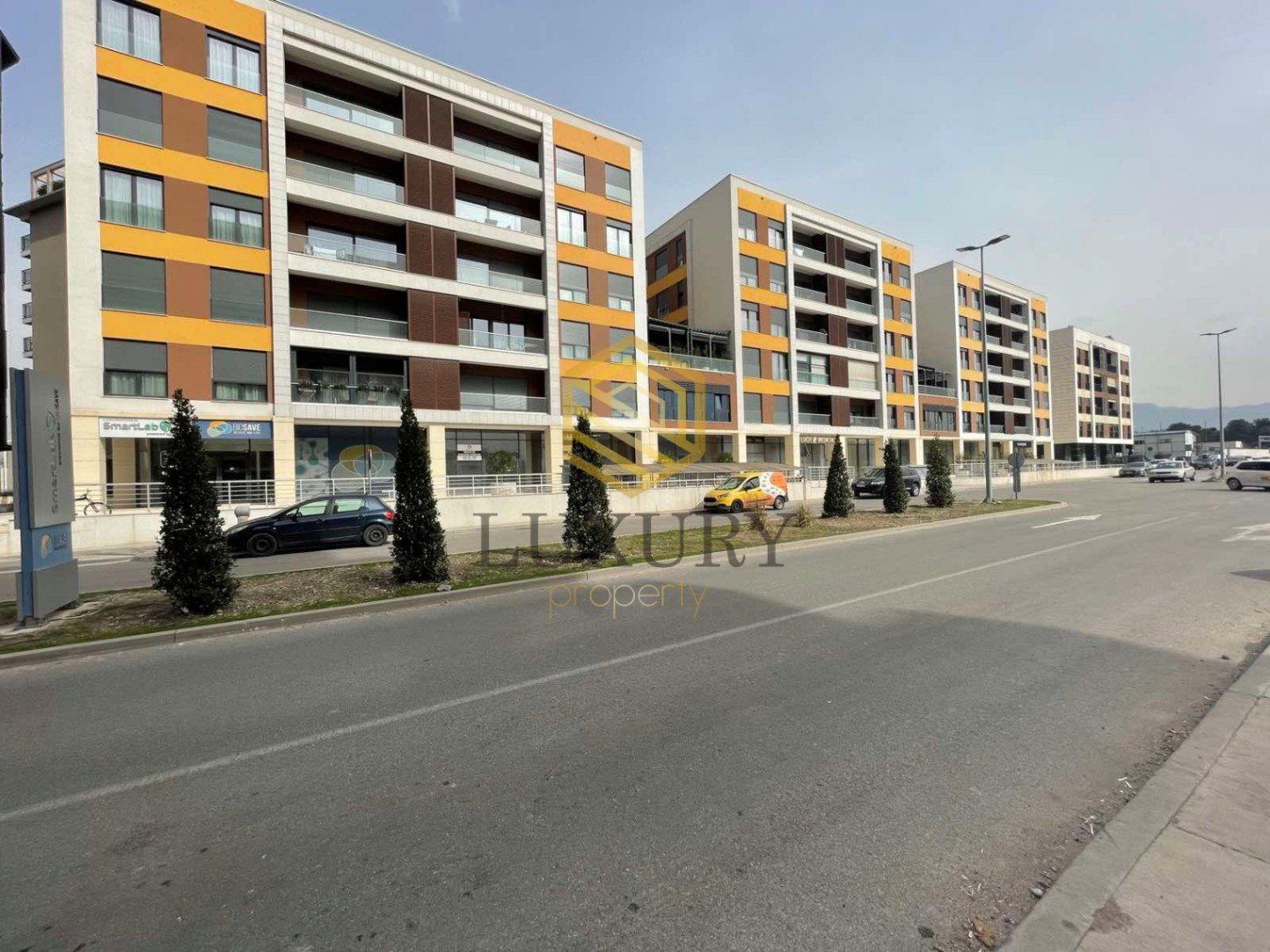 Rent - Office space Podgorica, Iza Capital Plaze