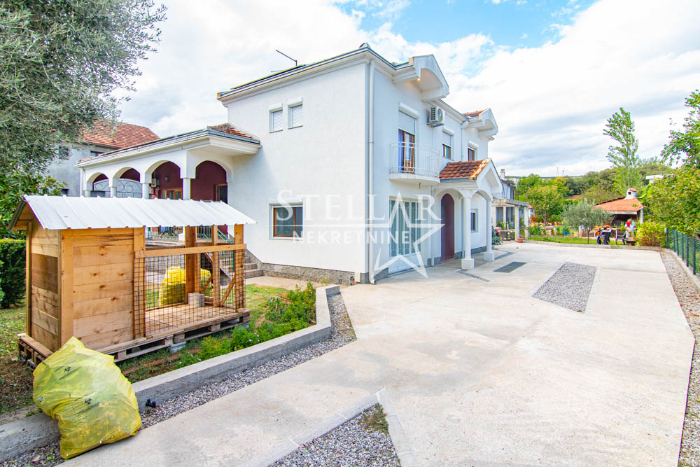 Rent - House Podgorica, Tološi