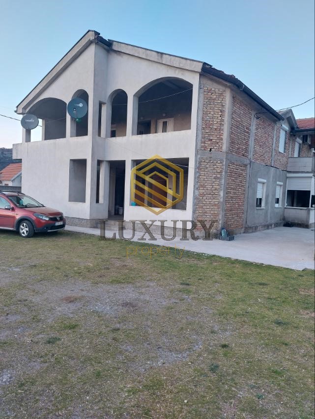 Sale - House Podgorica, Zlatica
