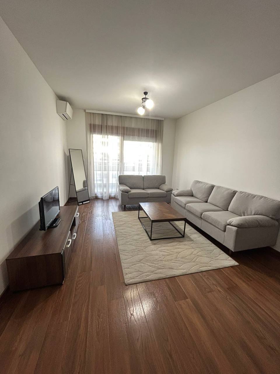 Izdavanje - Stan Podgorica, Master Kvart