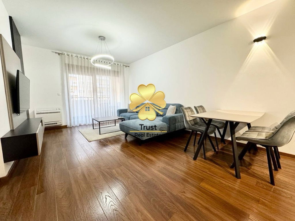 Izdavanje - Stan Podgorica, Master Kvart