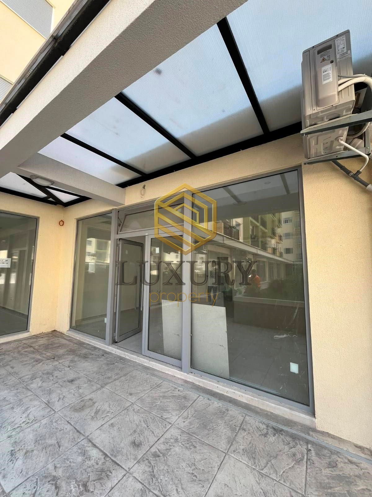 Rent - Office space Podgorica, Pobrežje