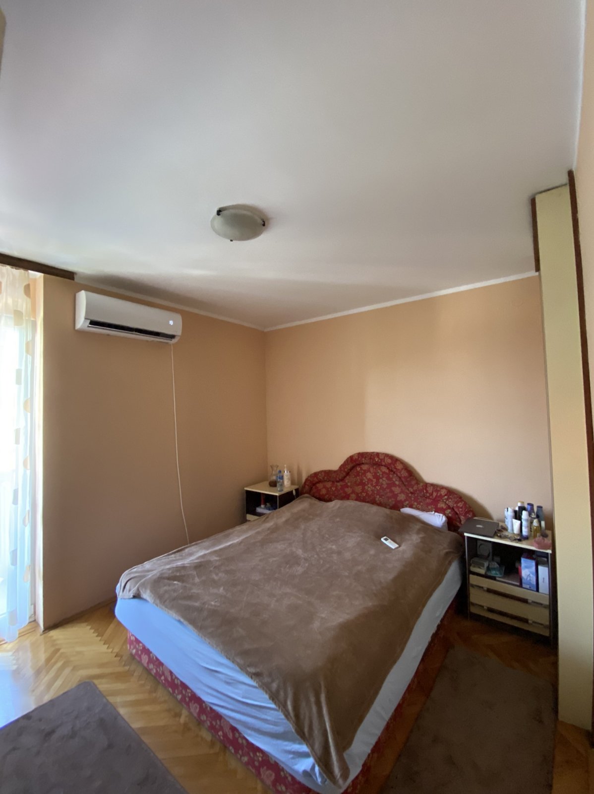07131beb-5f03-4f9a-8996-d89240f4abd1.jpg