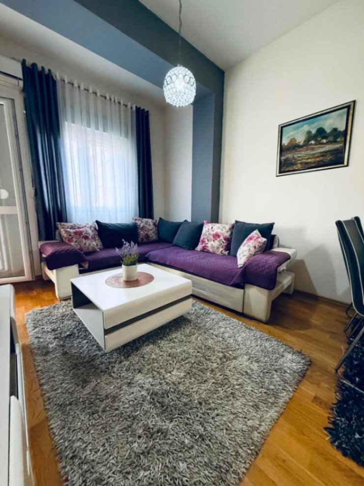 Izdavanje - Stan Podgorica, Ljubović