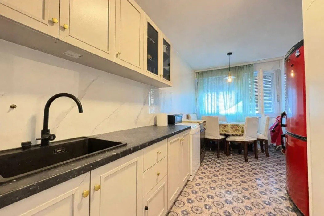 Prodaja - Stan Podgorica, Pobrežje