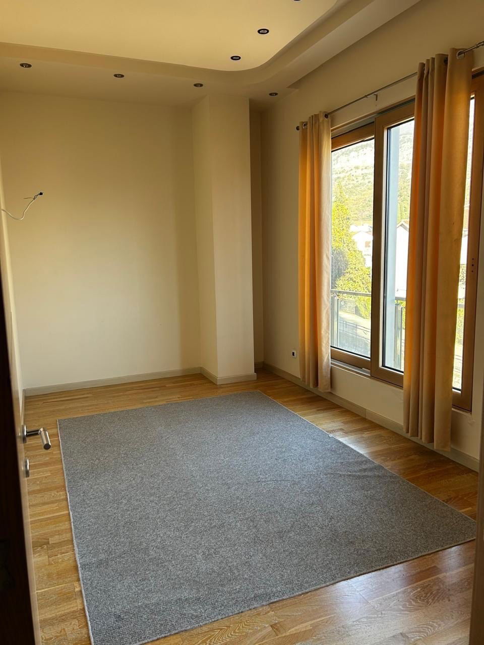 Sale - Apartment Budva, Centar