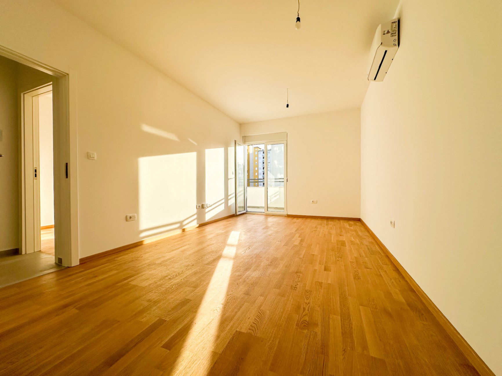 Продаж - Квартира Podgorica, Pobrežje