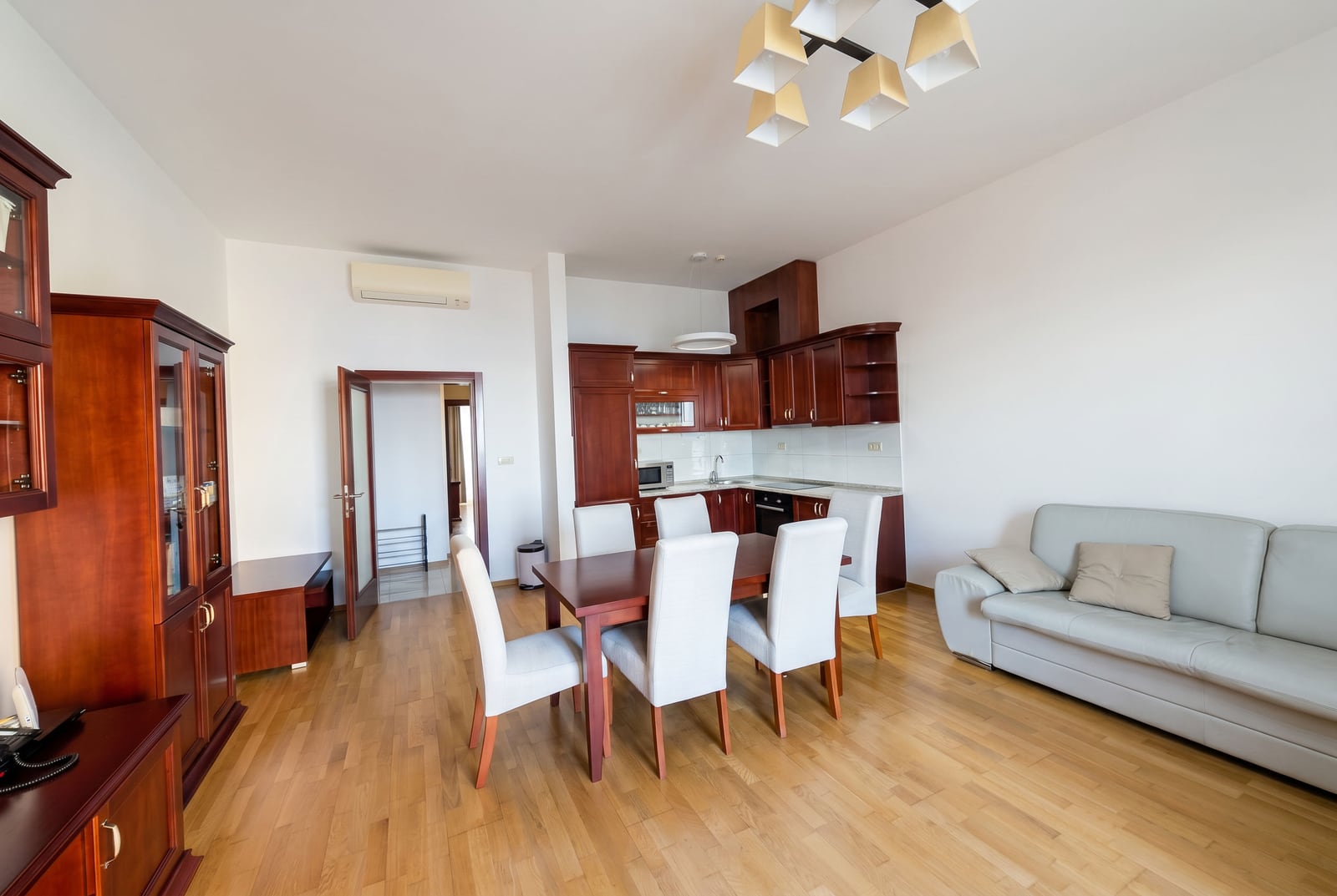 Продаж - Квартира Budva, Rafailovići