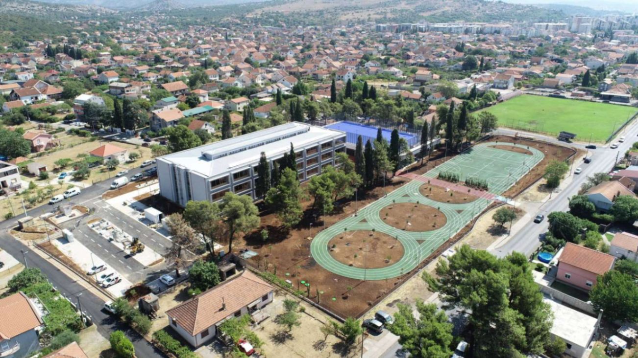 Продажа - Земля Podgorica, Tološi