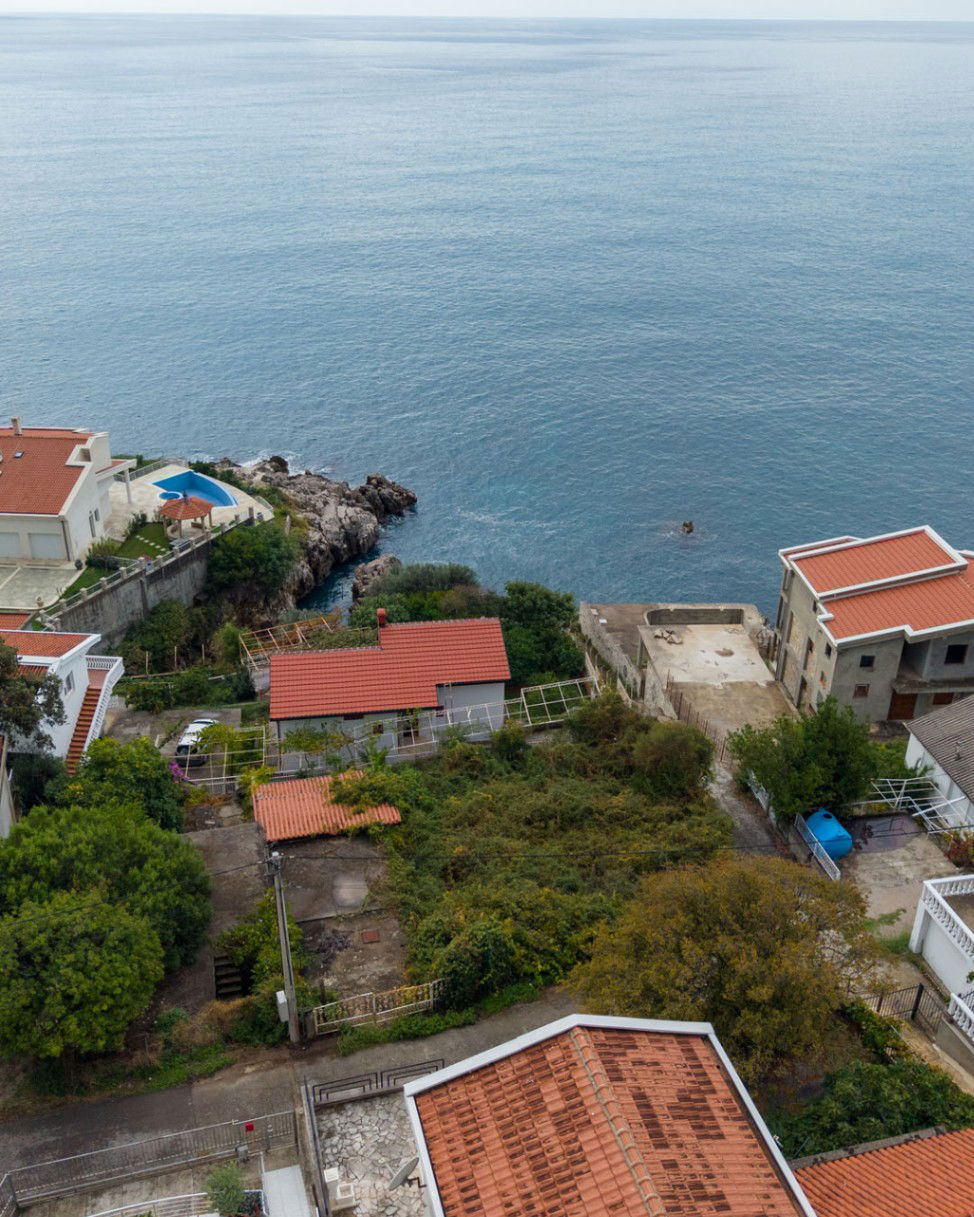 Sale - House Bar, Dobre Vode