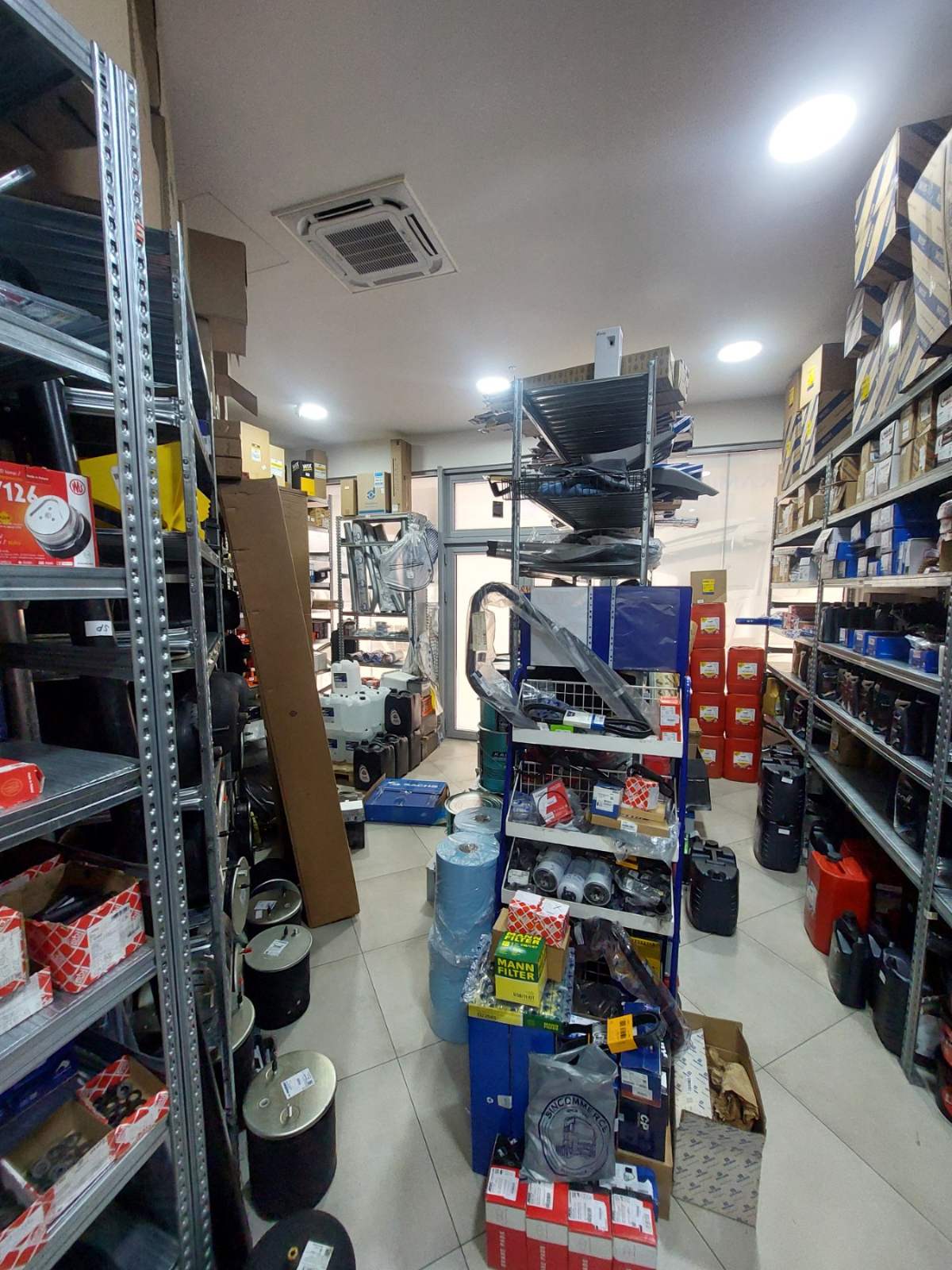 0ce8035a-f50a-4163-80ec-1749981770c1.jpg