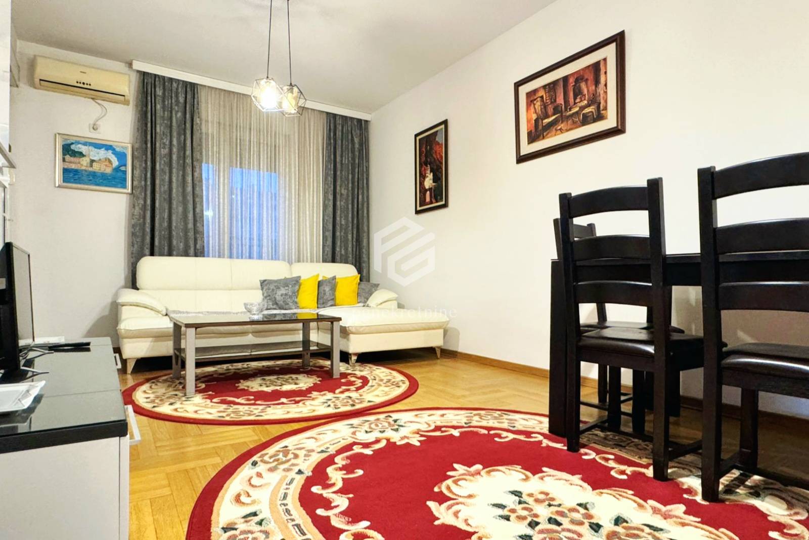 Продажа - Квартира Podgorica, Krivi Most