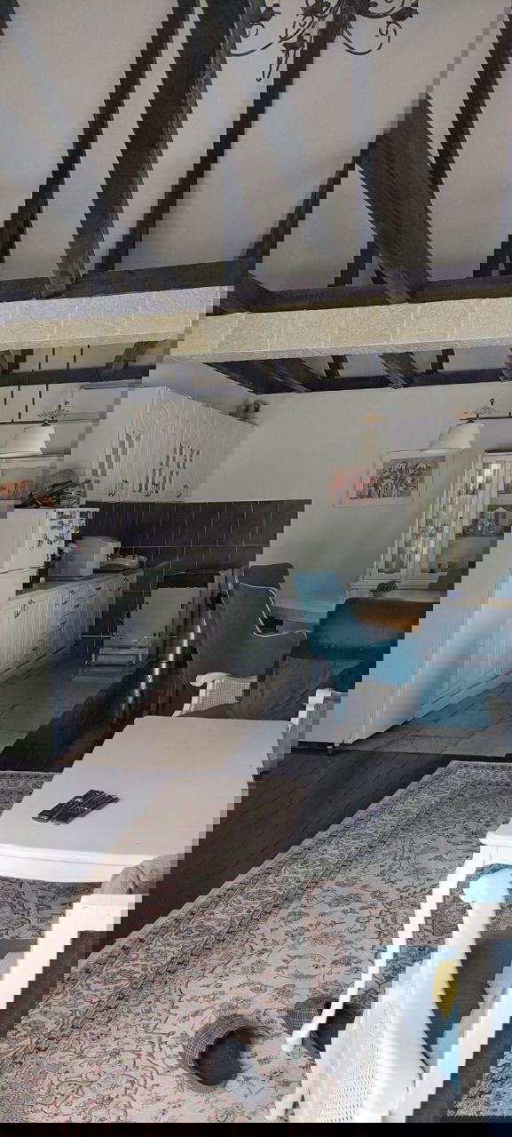 0d5d2326-3521-4b8d-9eb3-9ebabeafd56b.jpg