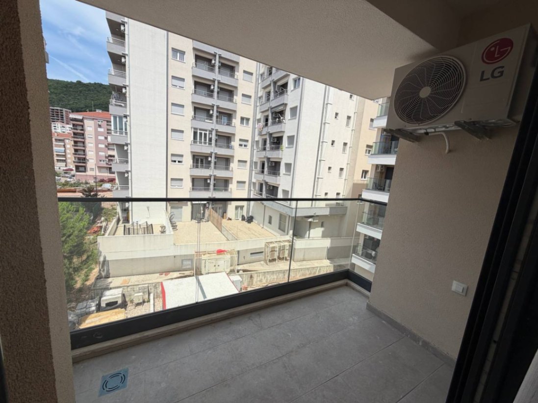 Продаж - Квартира Budva, Rozino