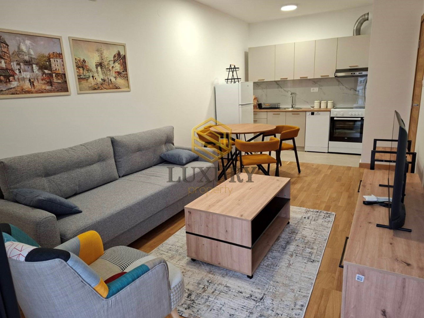 Оренда - Квартира Podgorica, Tološi