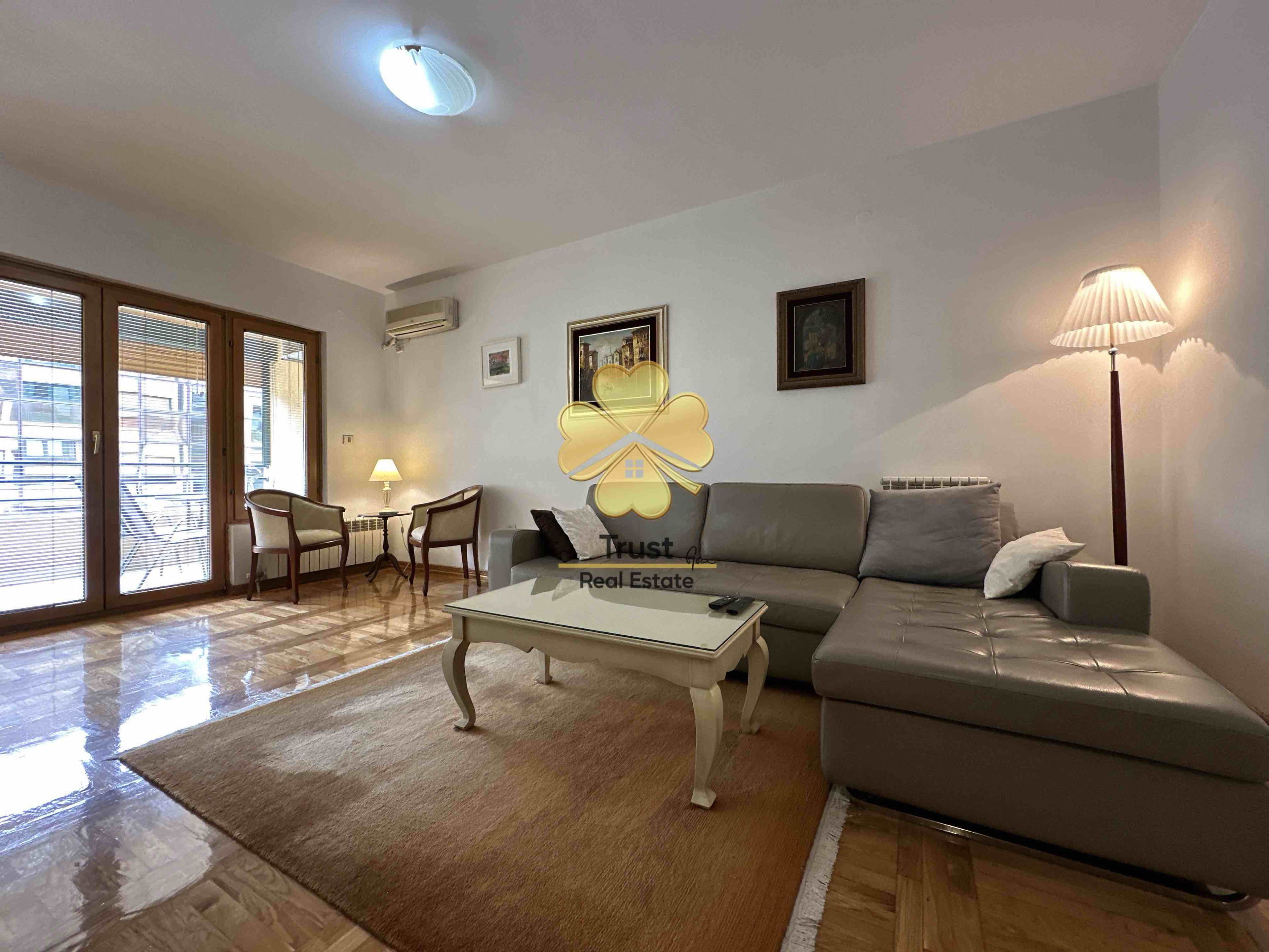 Izdavanje - Stan Podgorica, Podgorica