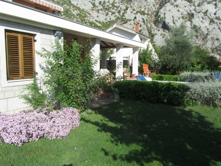 Sale - House Kotor, Orahovac