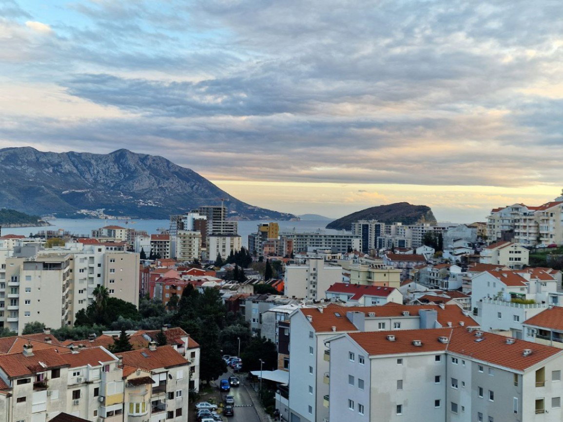 Продаж - Квартира Budva, Centar