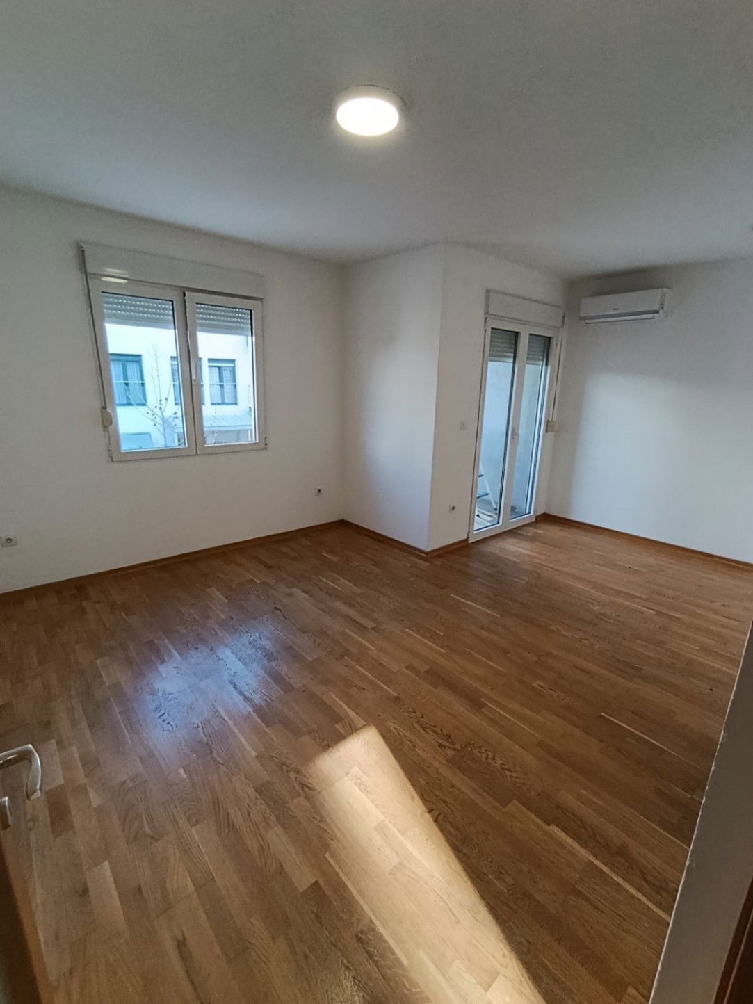 Продаж - Квартира Podgorica, Blok 9