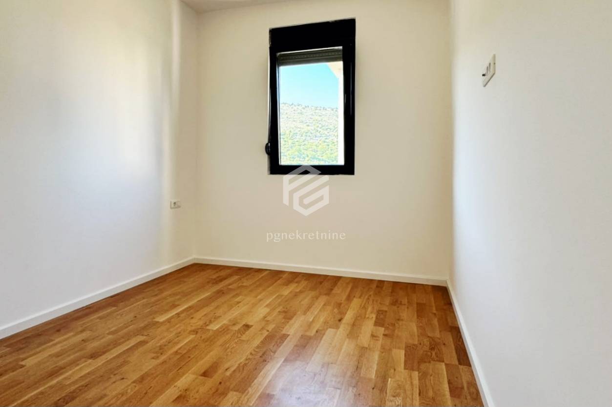 Slika nekretnine 8