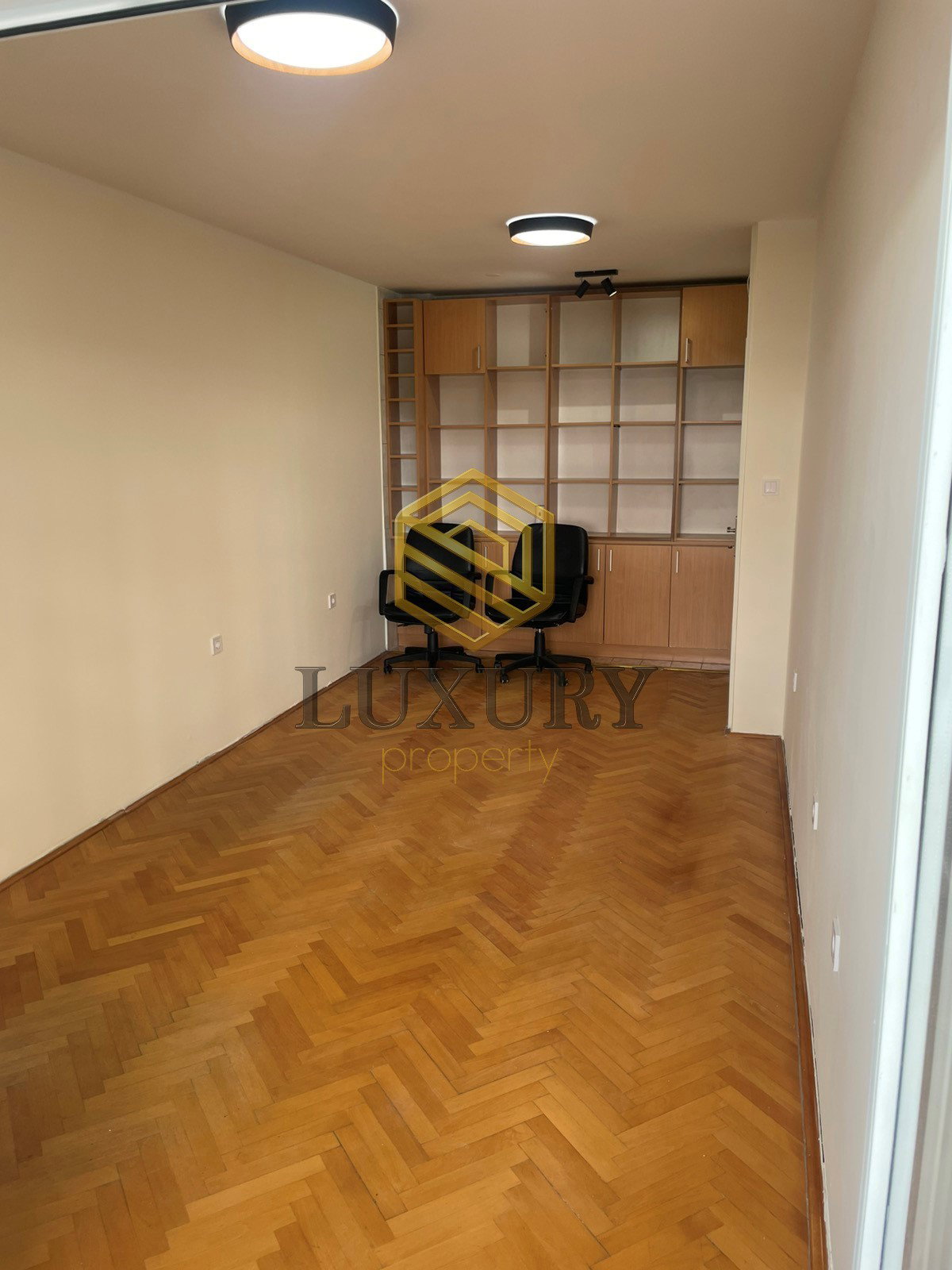 Izdavanje - Stan Podgorica, Preko Morače