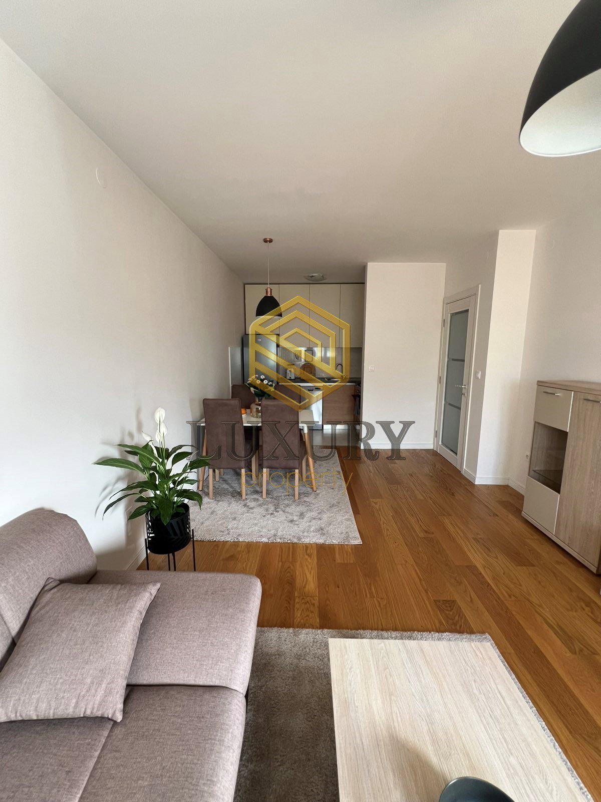 Оренда - Квартира Podgorica, Central Point