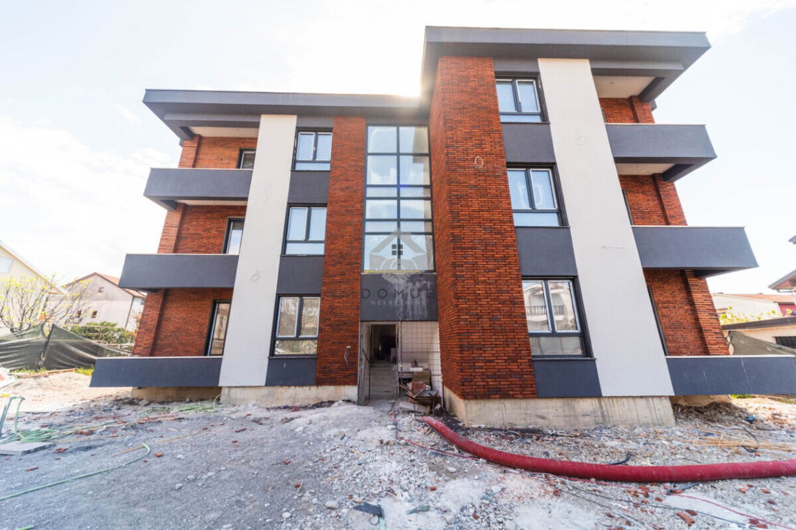 Sale - Apartment Podgorica, Masline