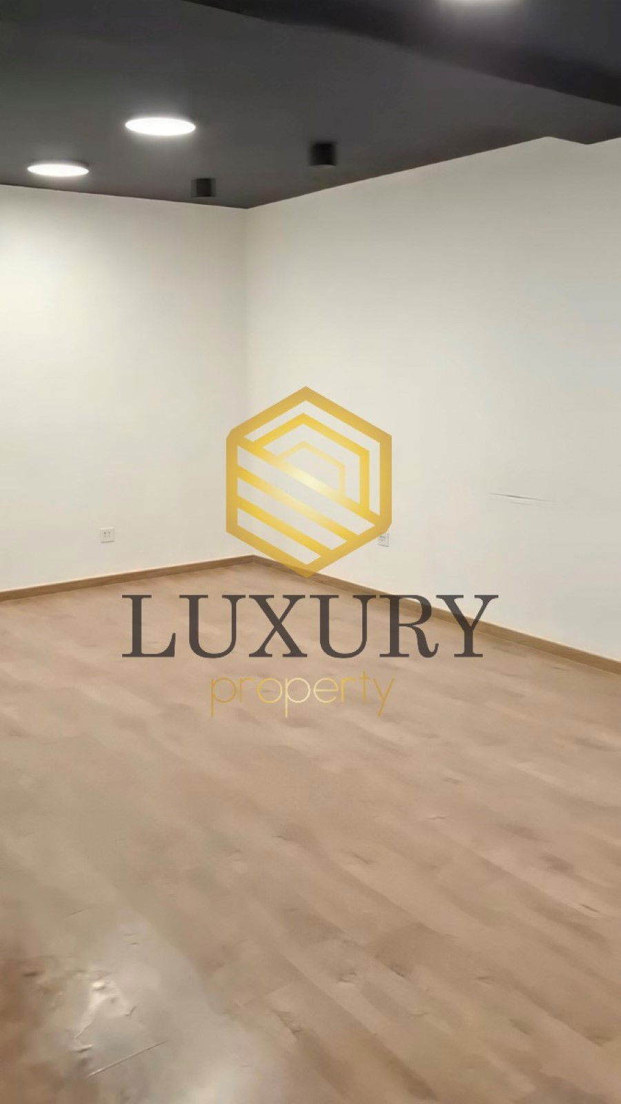 Izdavanje - Poslovni prostor Podgorica, Centar