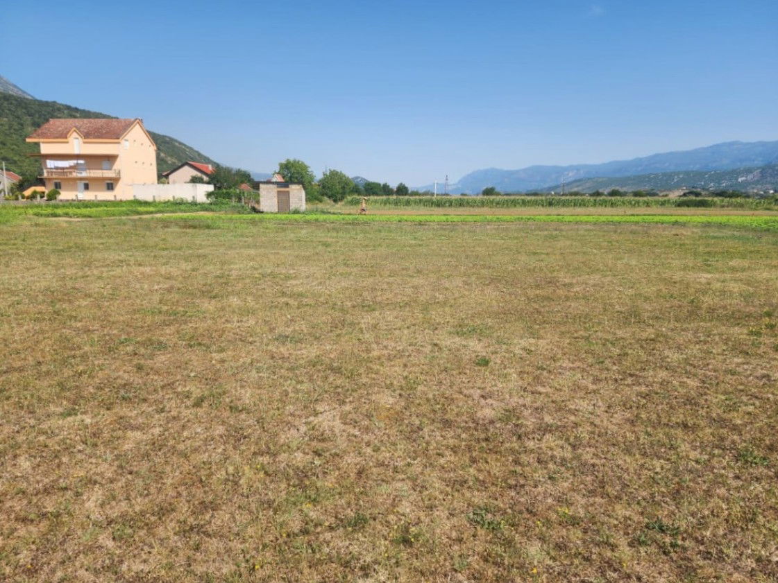 Prodaja - Zemljište Danilovgrad, Grlić