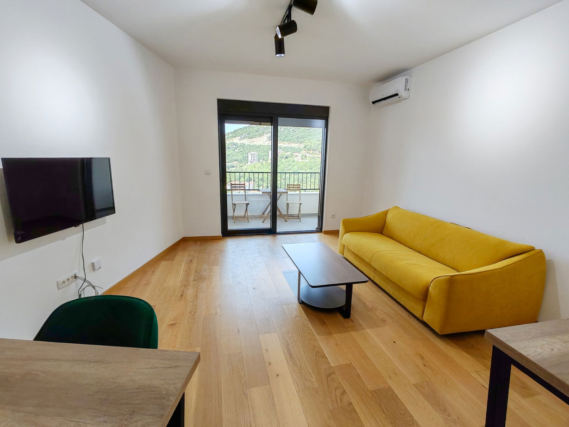 Оренда - Квартира Budva, Bečići