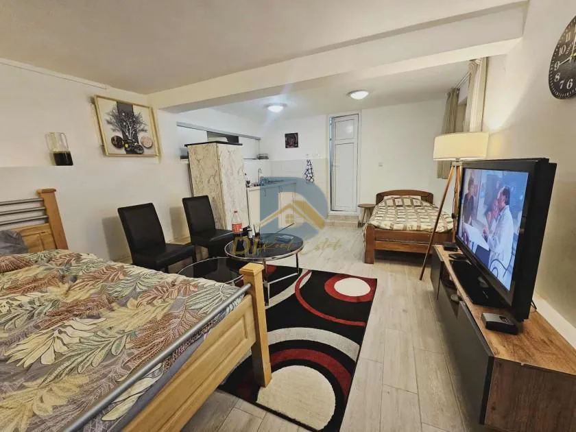 Izdavanje - Stan Tivat, Mažina