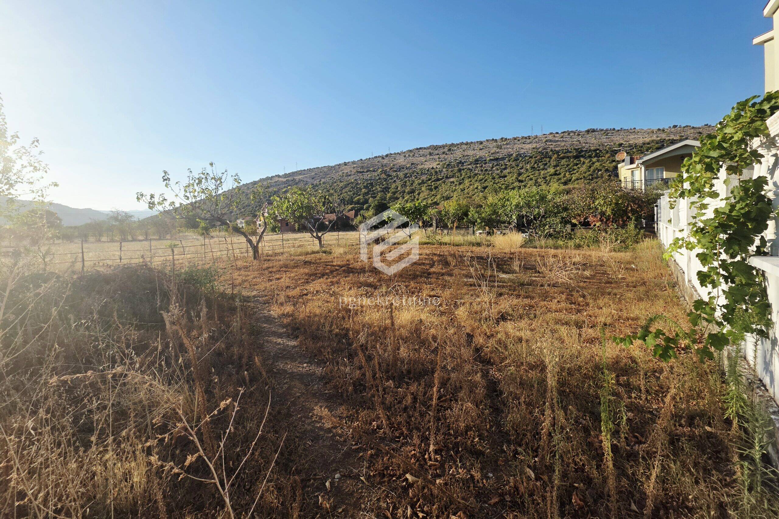 Продаж - Земля Podgorica, Tološi
