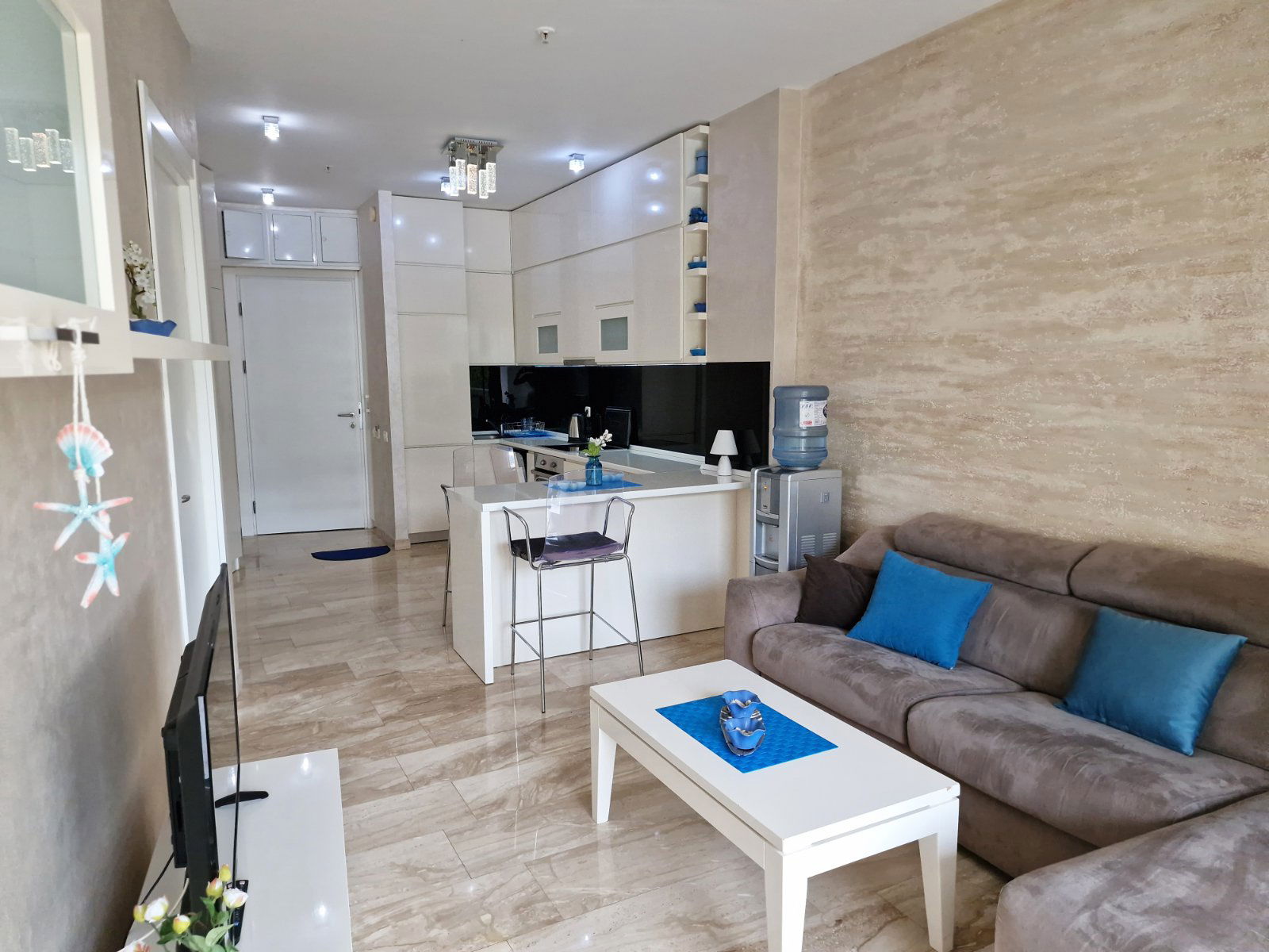 Продаж - Квартира Budva, Centar