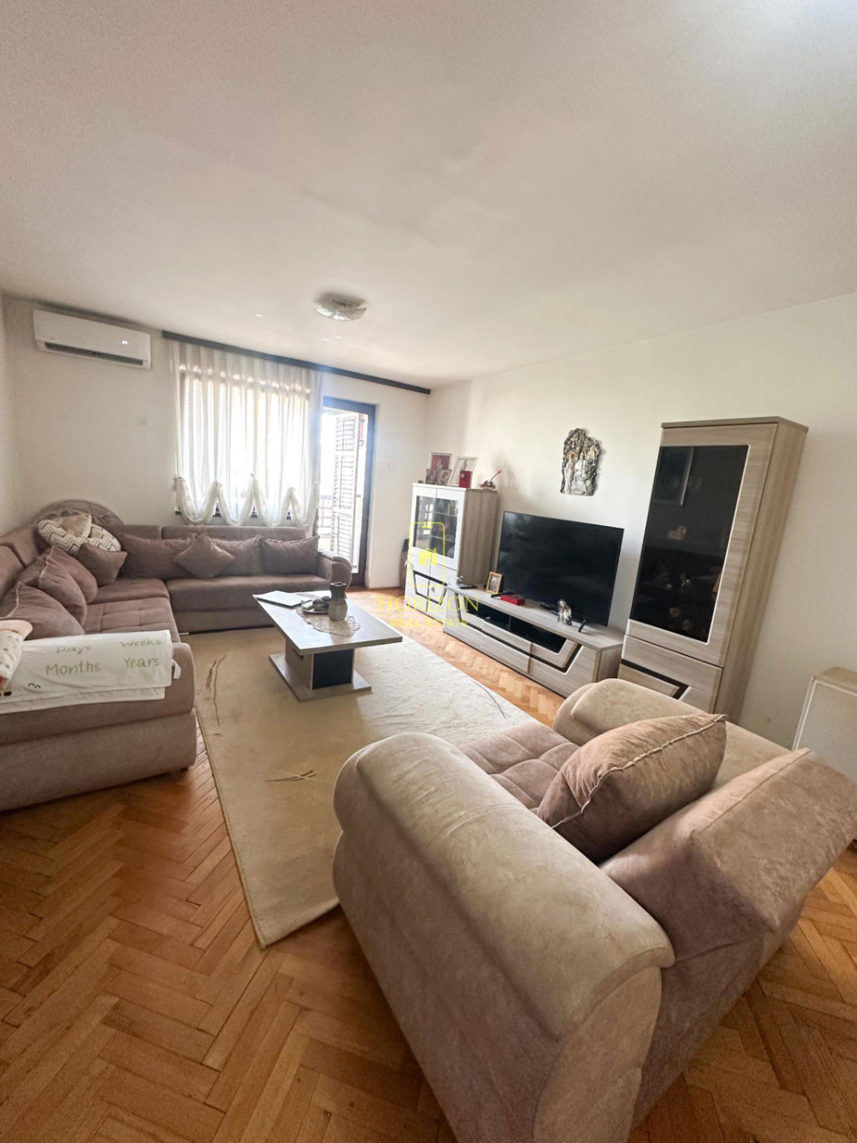 Sale - Apartment Podgorica, Lepa Kata