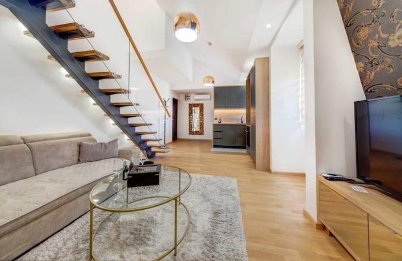 Prodaja - Stan Podgorica, Pobrežje