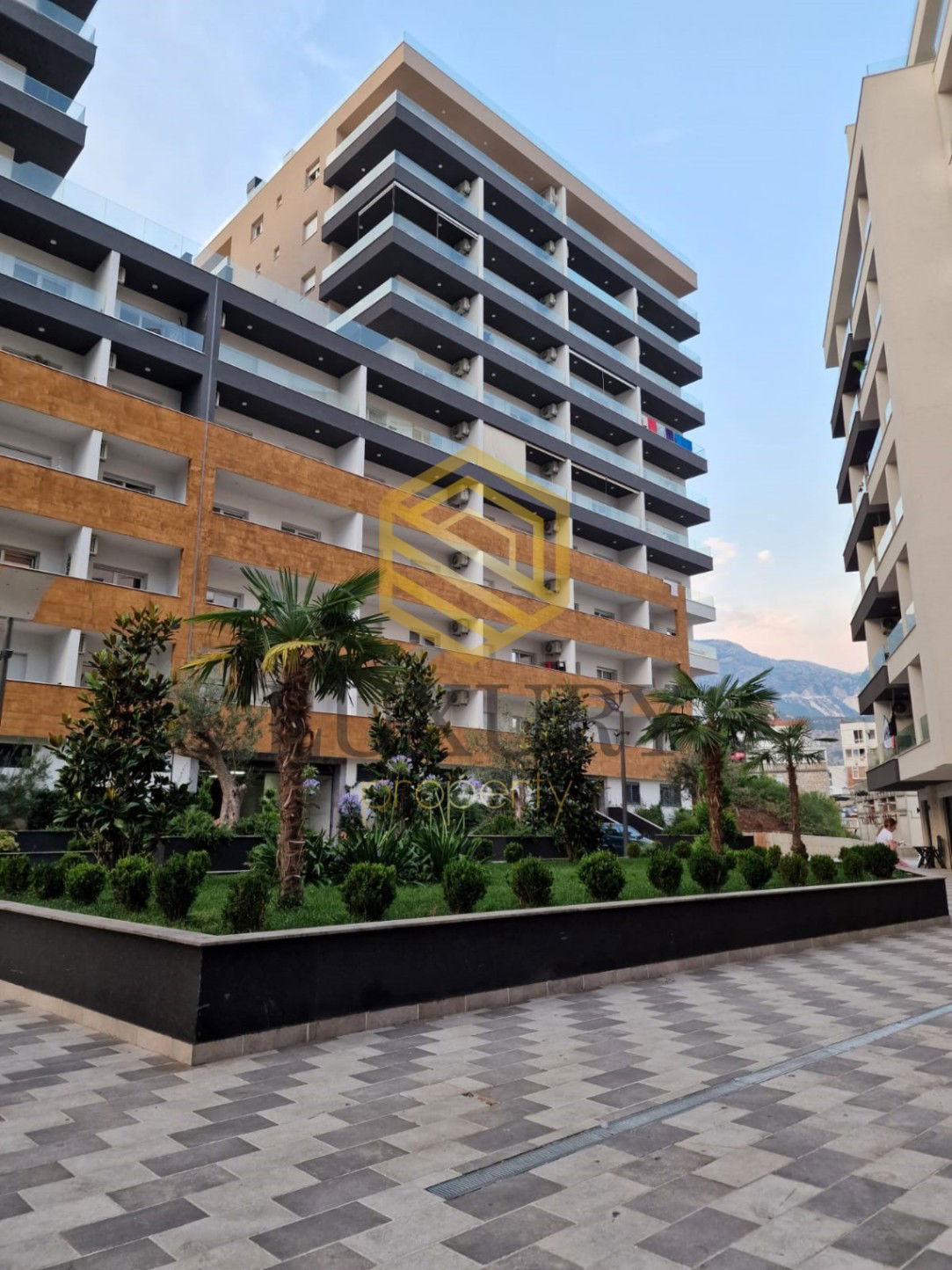 Prodaja - Stan Budva, Bijeli Do