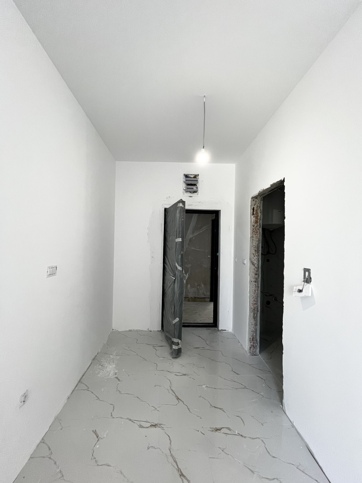 17ec890e-bd56-4d86-bfad-74c9d23363e3.jpg