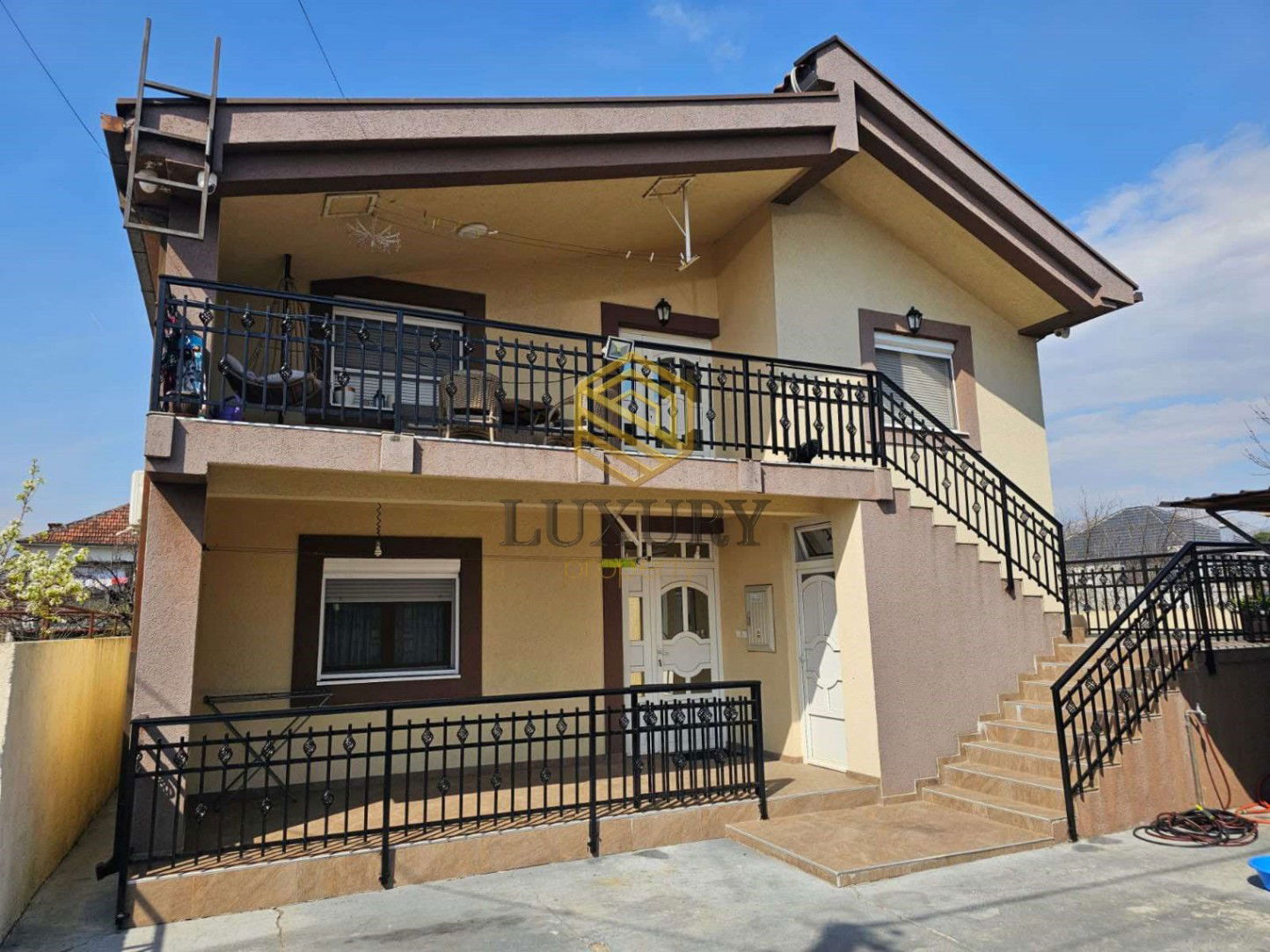 Izdavanje - Stan Podgorica, Masline